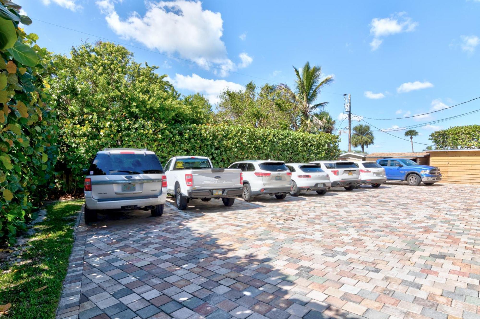 Sandy Shores - 2Br Beach Getaway And Surf Spot Fort Pierce Exterior photo